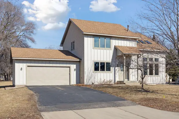 1512 Woodbine LN, Brooklyn Center, MN 55430
