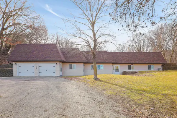 829 W State ST, Belle Plaine, MN 56011