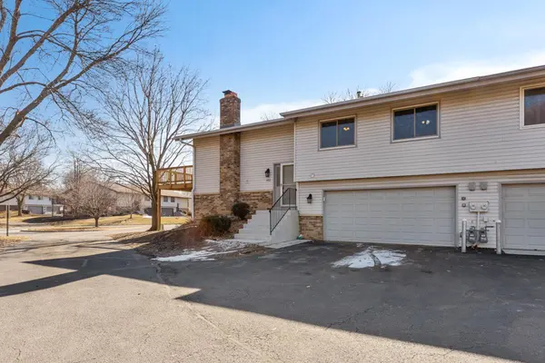 652 E 143rd ST, Burnsville, MN 55337