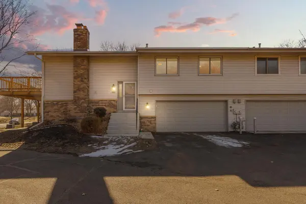 652 E 143rd ST, Burnsville, MN 55337