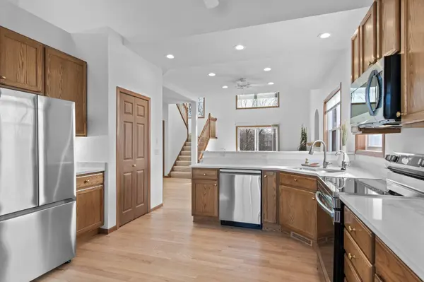 18031 90th PL N, Maple Grove, MN 55311