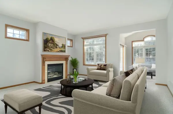 7294 Bordner DR, Inver Grove Heights, MN 55076