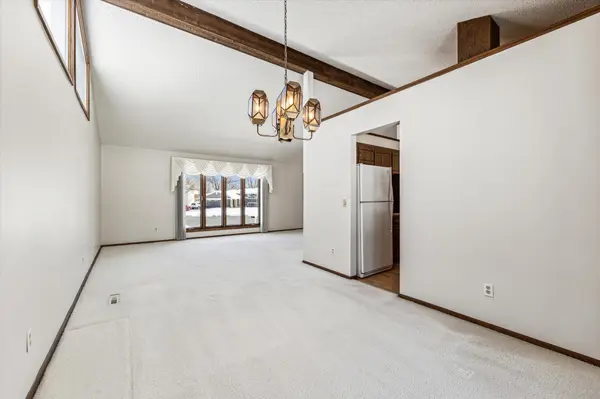 8232 Nevada CIR, Bloomington, MN 55438