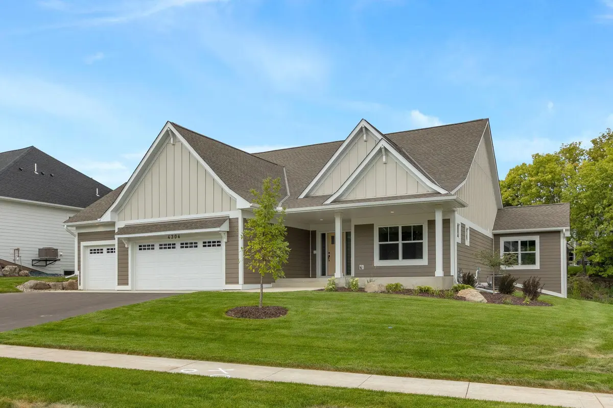 4306 Deere TRL, Chaska, MN 55318