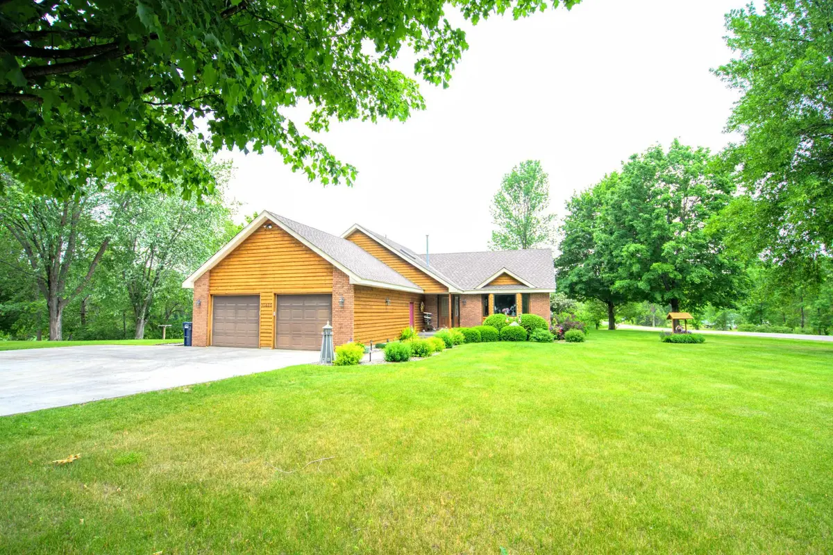10425 Kismet ISLE, Chisago City, MN 55013