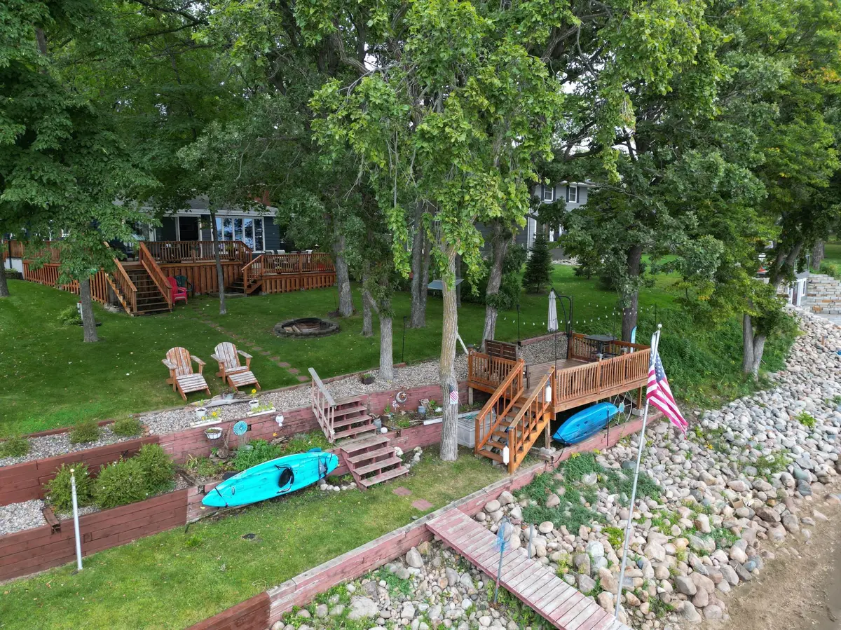 23821 Clarissa Haven DR, Henning, MN 56551