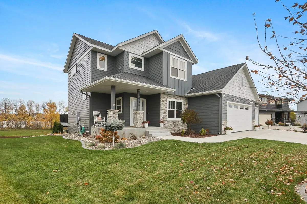 2036 Sandstone Loop N N, Sartell, MN 56377