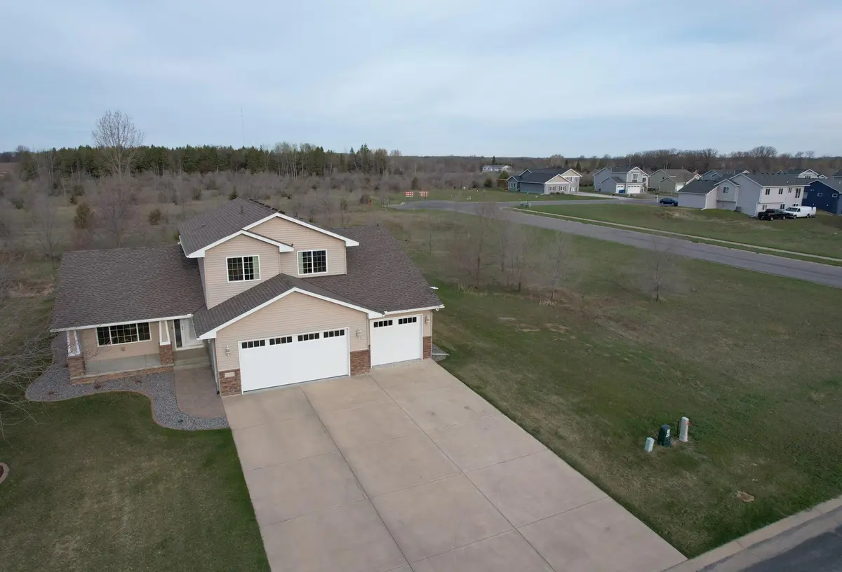 22927 Topaz ST, Saint Augusta, MN 56301
