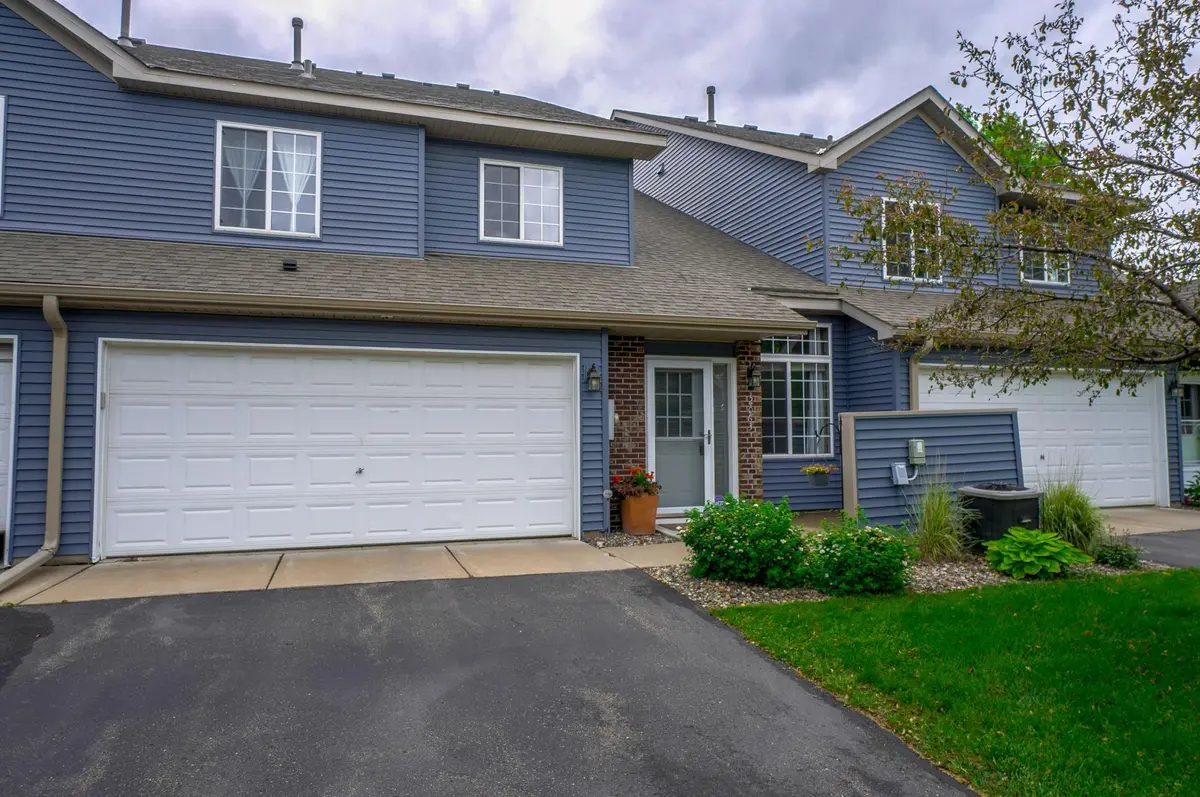 2063 Willow CIR, Centerville, MN 55038