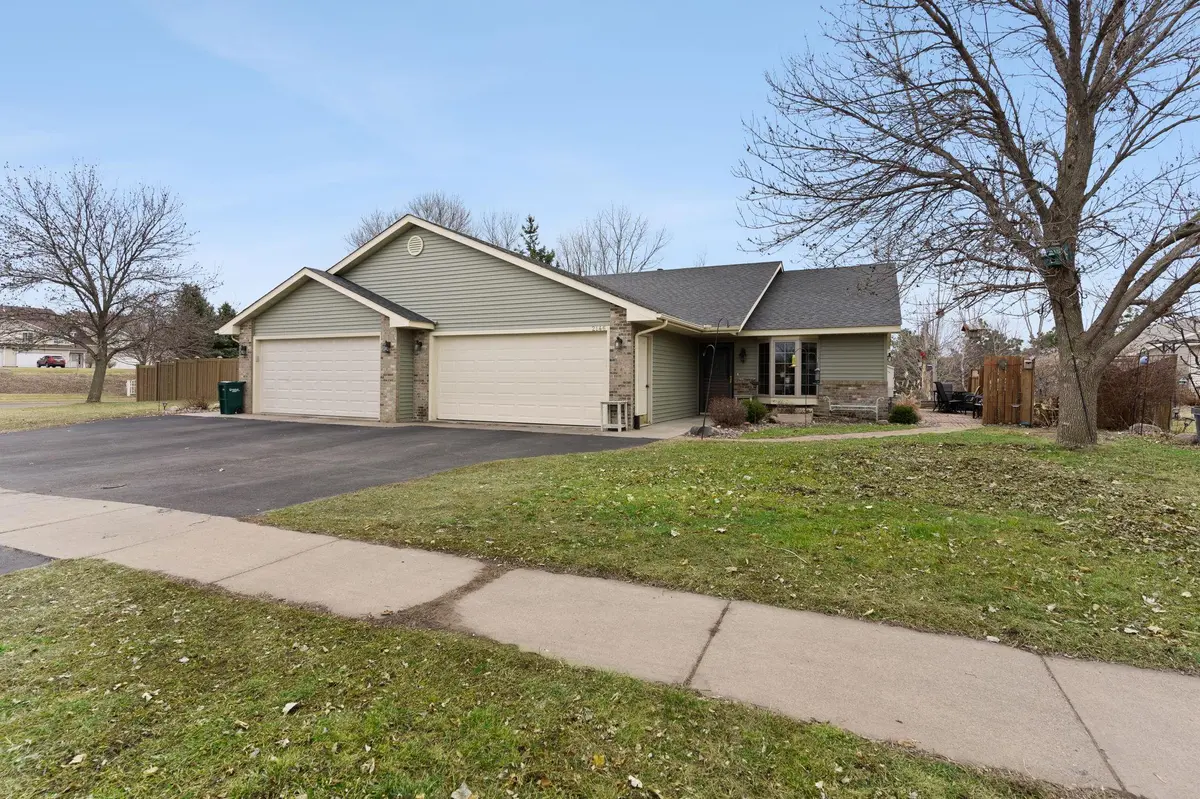 2146 Bieneman ST, Hudson, WI 54016