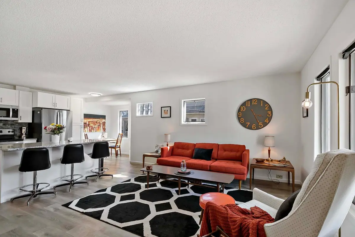 2614 Oakland AVE #1/2, Minneapolis, MN 55407