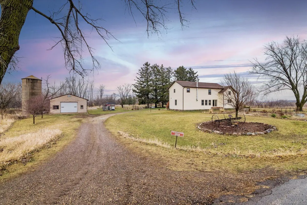 1528 130th AVE, New Richmond, WI 54017