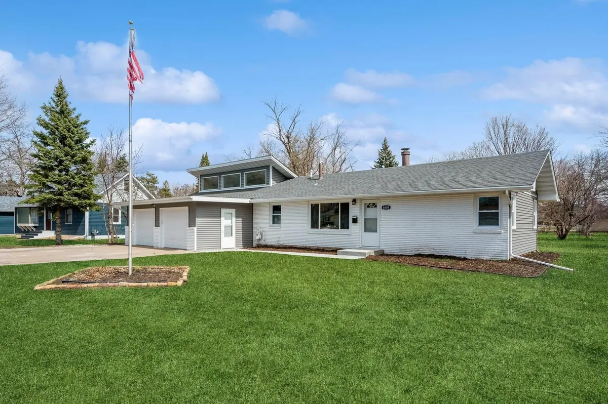 6608 Quebec AVE N, Brooklyn Park, MN 55428