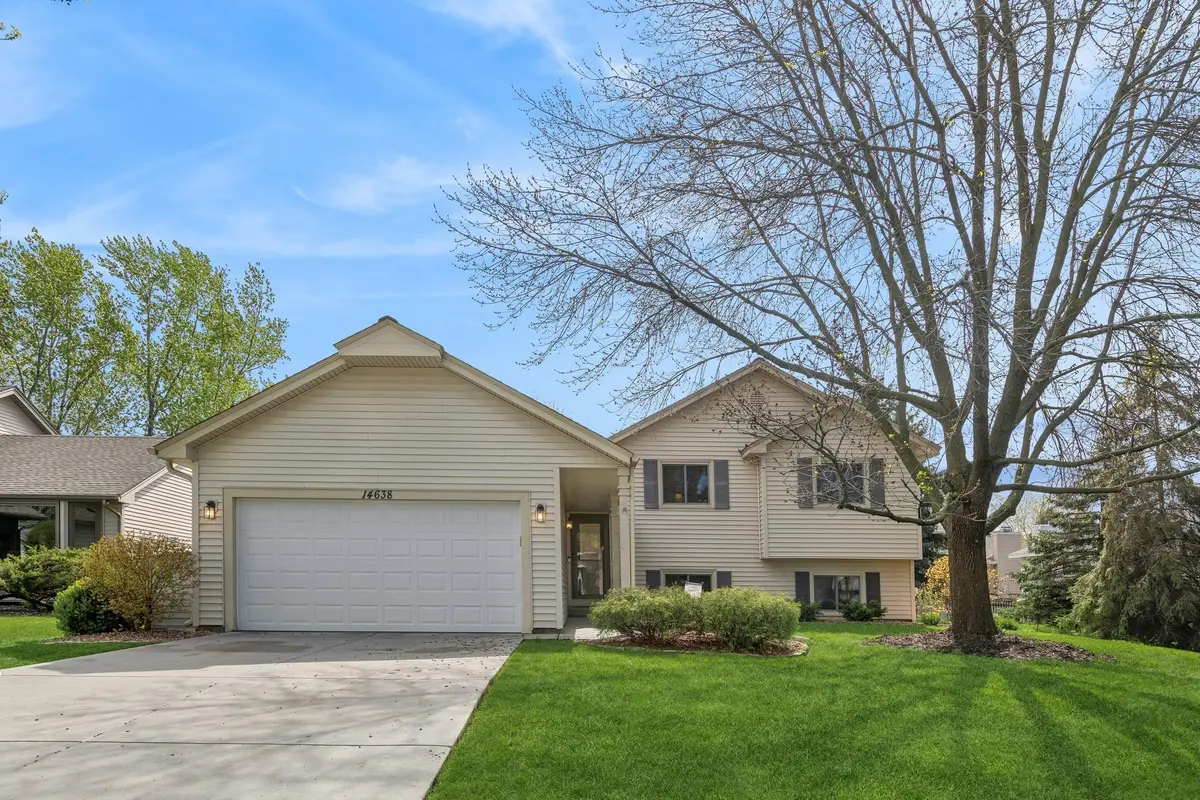 14638 Harrington PL, Apple Valley, MN 55124