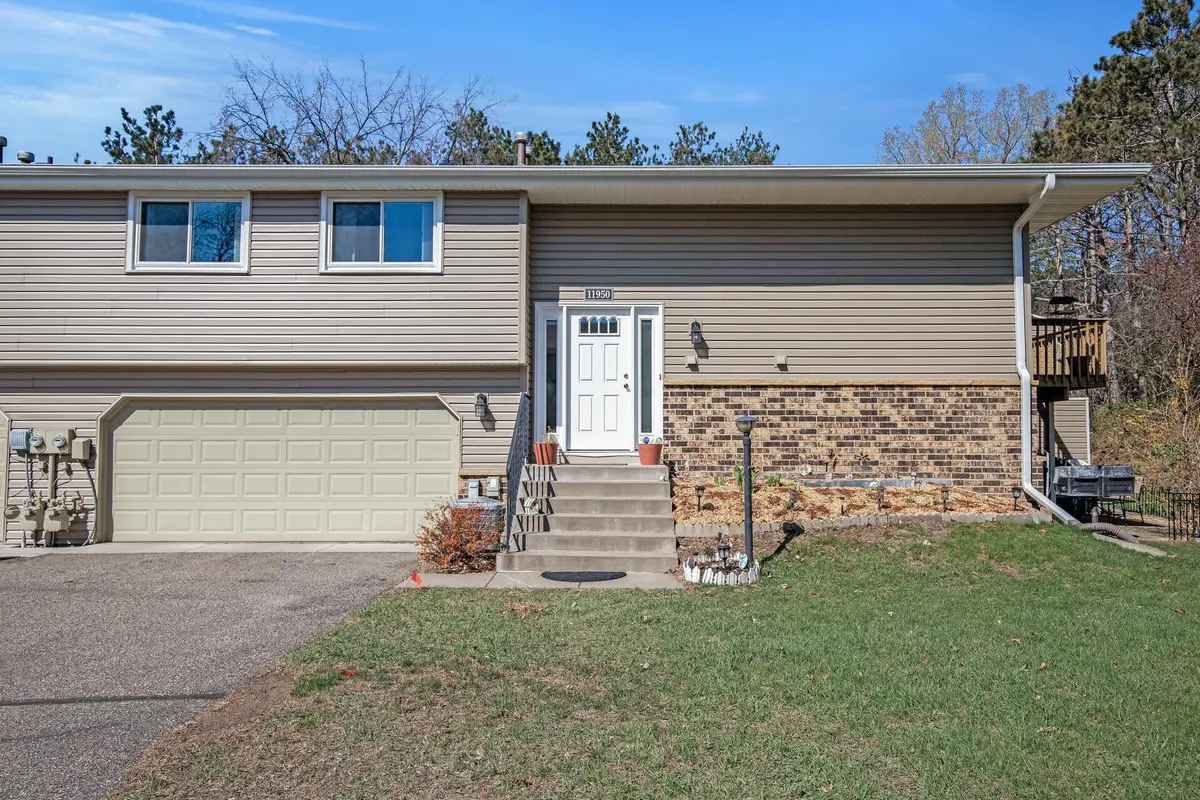 11950 71st PL N, Maple Grove, MN 55369
