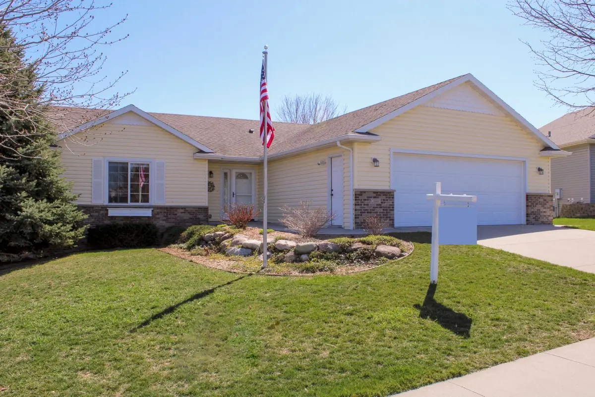 5698 King Arthur RD NW, Rochester, MN 55901