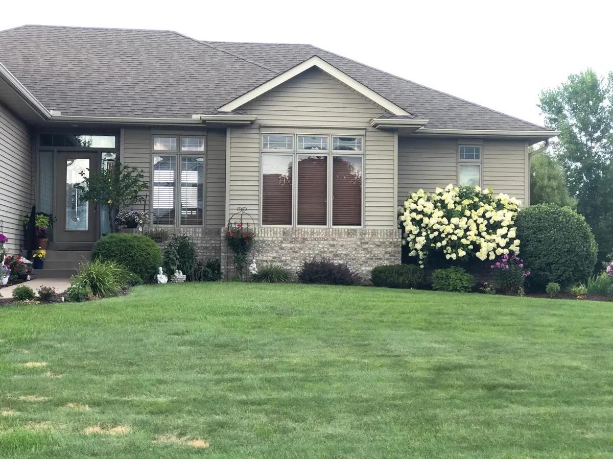 22807 Zion Pkwy NW, Oak Grove, MN 55005