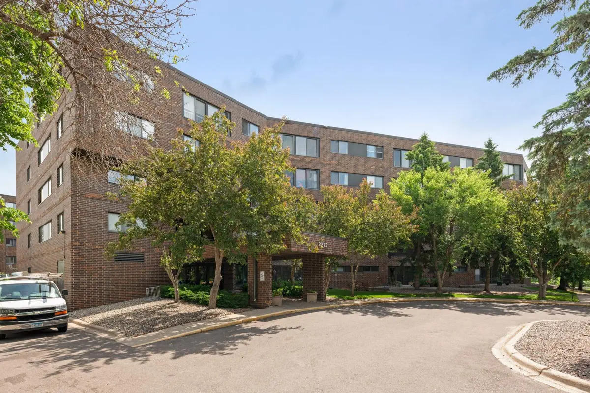 2275 Youngman AVE #302W, Saint Paul, MN 55116