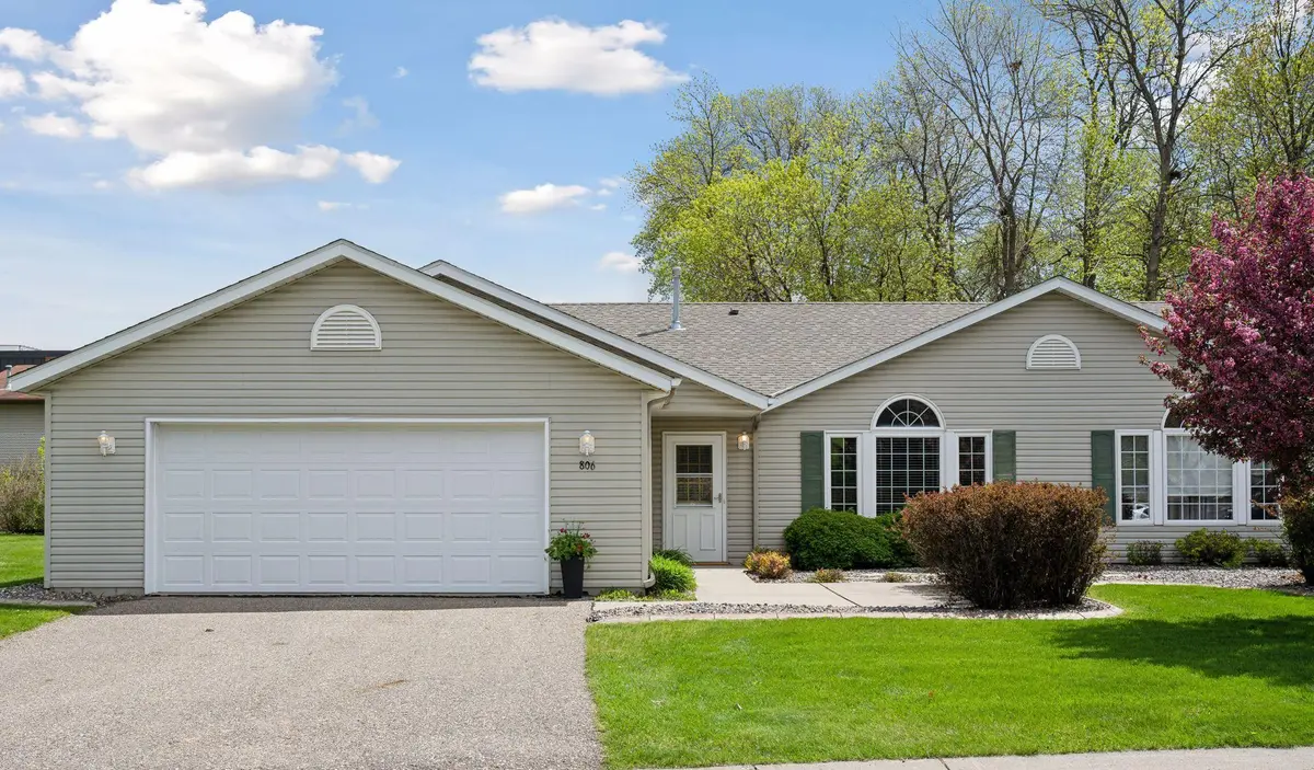 806 7th AVE NE, Buffalo, MN 55313