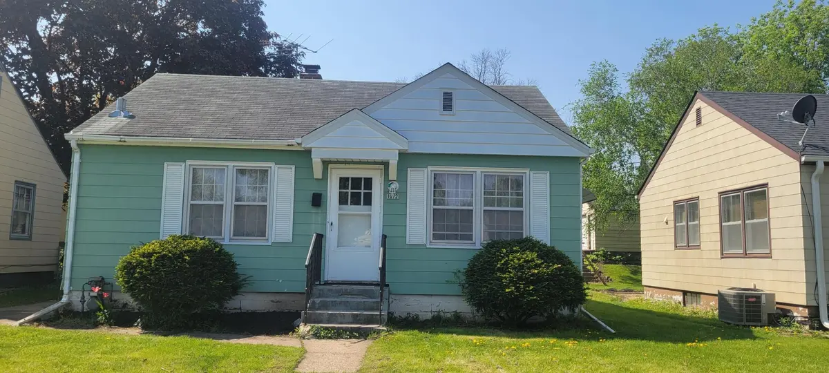 1072 Seminary AVE, Saint Paul, MN 55104
