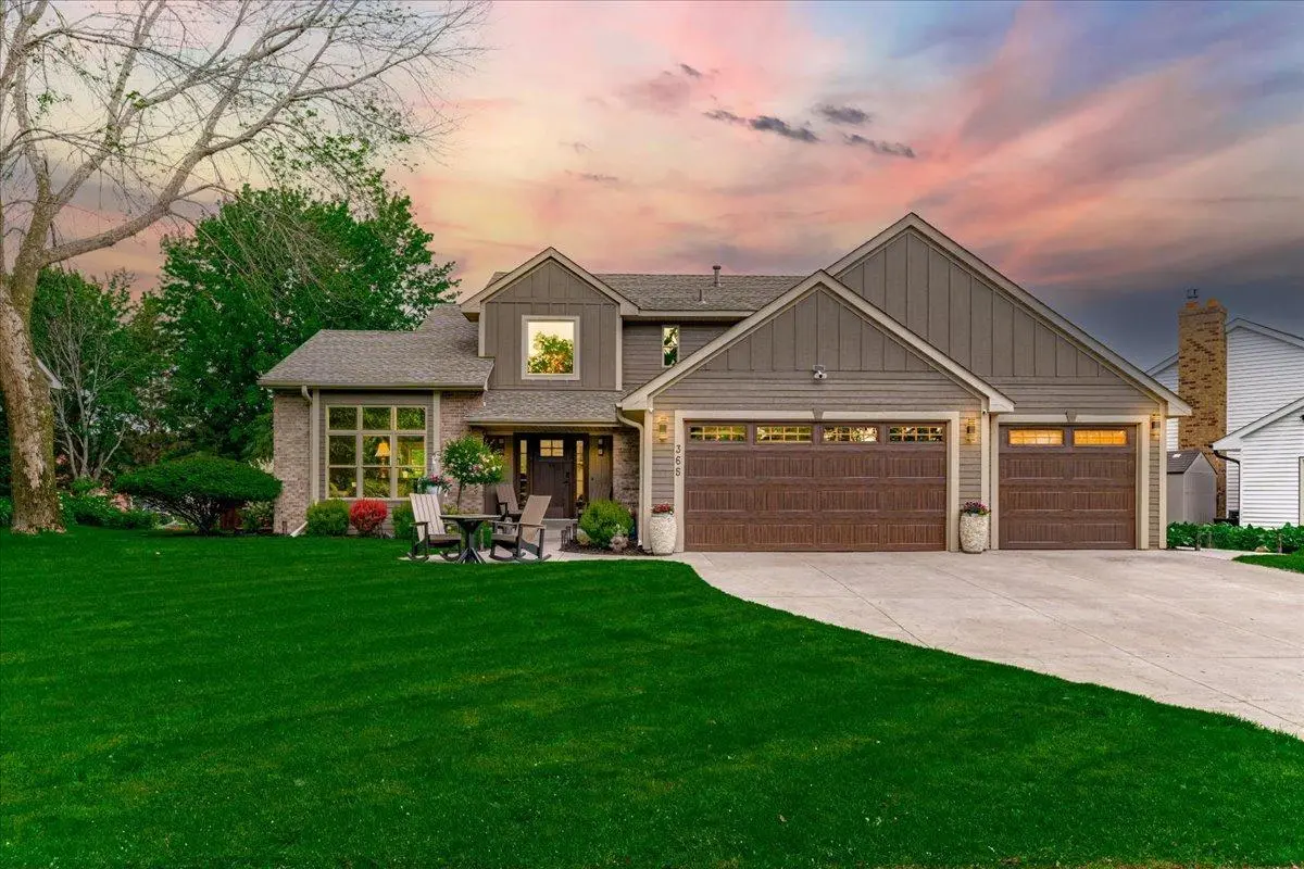 365 69th ST N, Mahtomedi, MN 55115
