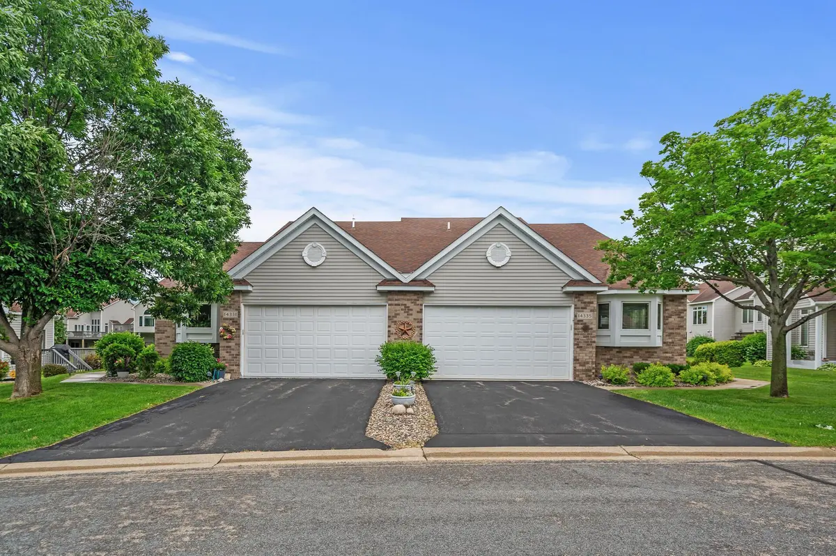 14335 Peninsula Point DR, Savage, MN 55378