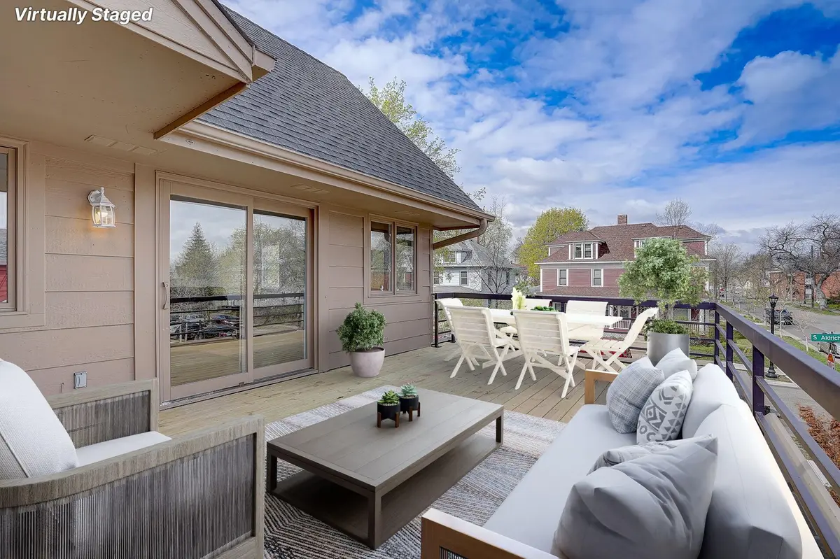 717 W 27th ST, Minneapolis, MN 55408