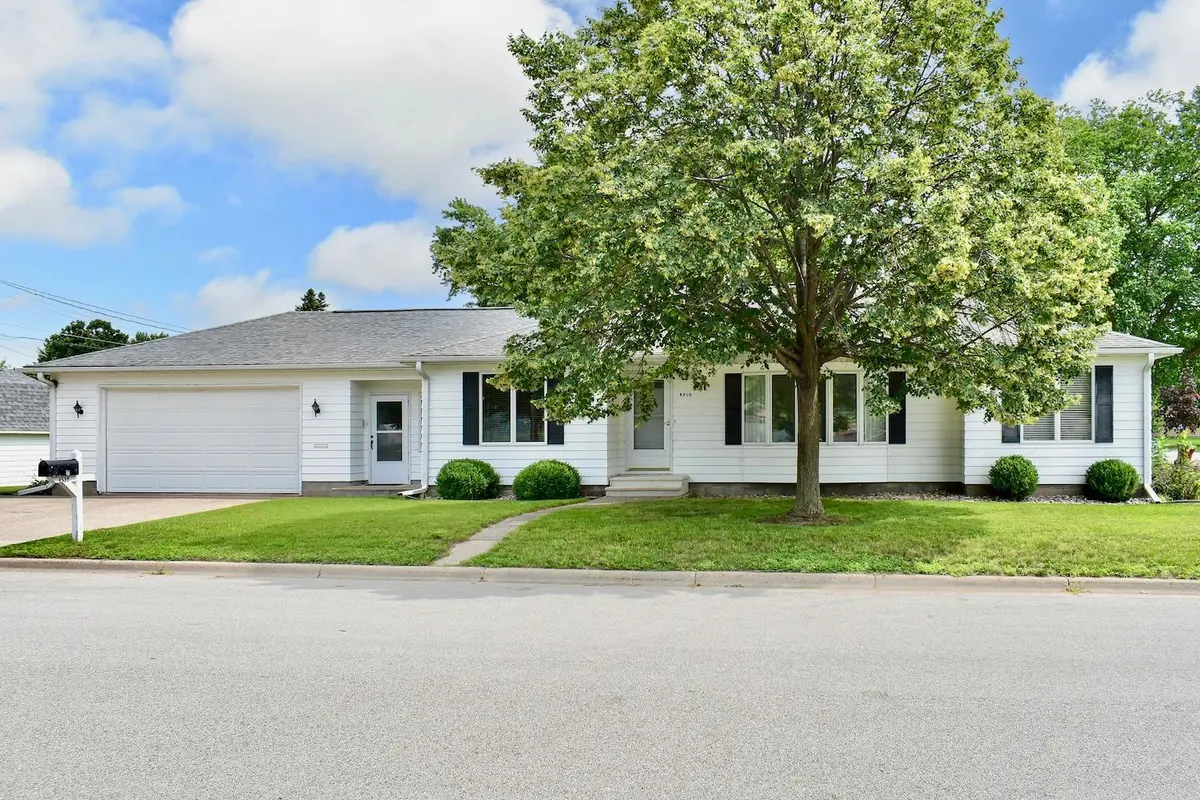 4510 W 8th ST, Goodview, MN 55987