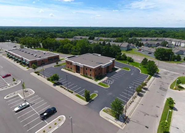 2850 Cutters Grove AVE ##201, Anoka, MN 55303