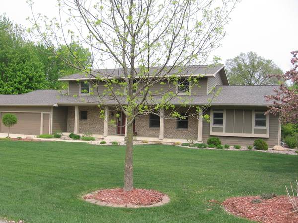 600 24th ST NW, Austin, MN 55912