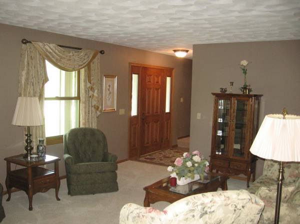 600 24th ST NW, Austin, MN 55912