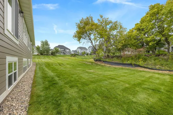 4306 Deere TRL, Chaska, MN 55318