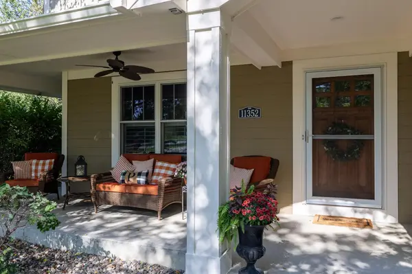 11352 Middleton TRL, Woodbury, MN 55129