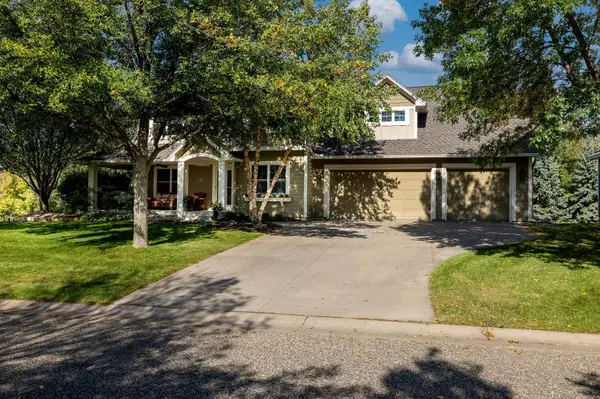 11352 Middleton TRL, Woodbury, MN 55129