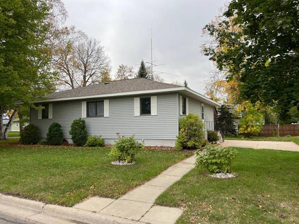 313 17th ST N, Benson, MN 56215