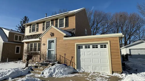 1007 8th ST NW, Austin, MN 55912