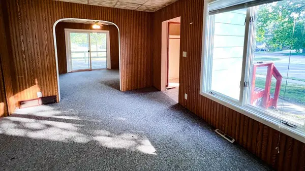329 Fairgrounds RD, Alexandria, MN 56308