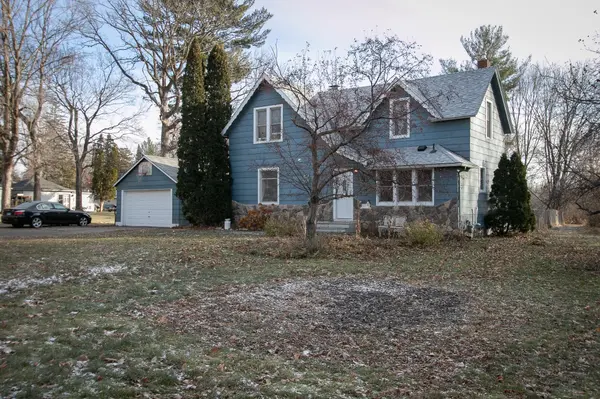 205 Beechwood AVE N, Braham, MN 55006