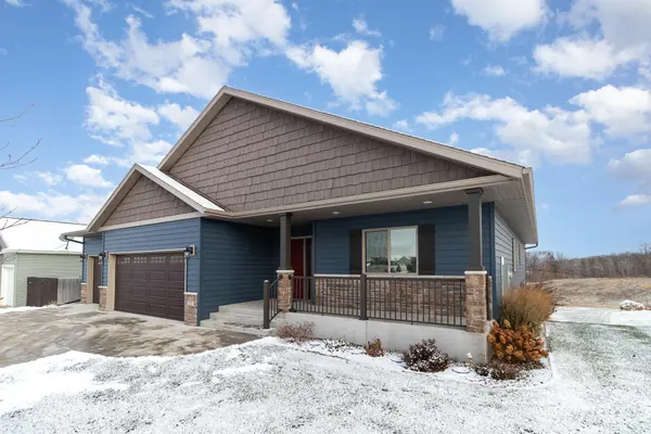 103 Winden WAY, Avon, MN 56310