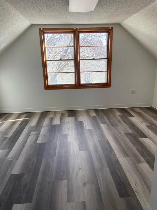 718 1st ST SE Faribault, MN 55021