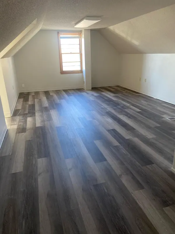 718 1st ST SE Faribault, MN 55021
