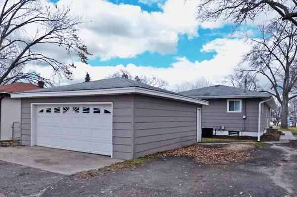 5317 Irving AVE N, Brooklyn Center, MN 55430