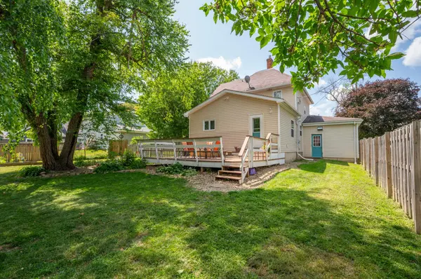 317 1st AVE, Wanamingo, MN 55983