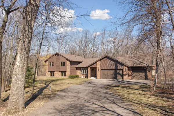 8570 195th ST E, Prior Lake, MN 55372