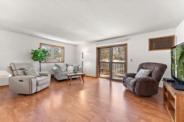 6655 Buckley CIR #310, Inver Grove Heights, MN 55076