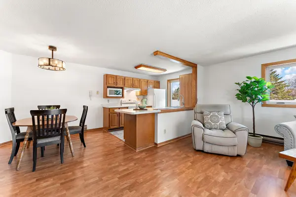 6655 Buckley CIR #310, Inver Grove Heights, MN 55076