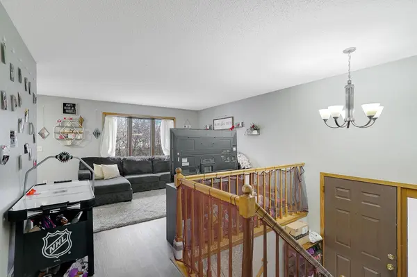 5200 44th AVE N, Robbinsdale, MN 55422