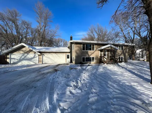280 10th ST NE, Benson, MN 56215