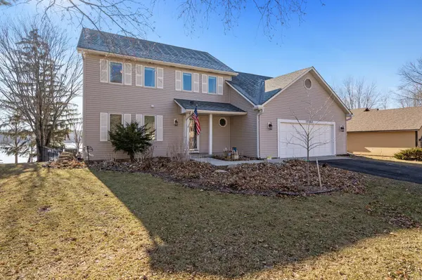 15768 Highview DR, Apple Valley, MN 55124