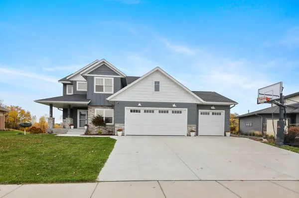 2036 Sandstone Loop N N, Sartell, MN 56377